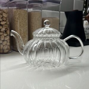Elegant Clear Glass Teapot